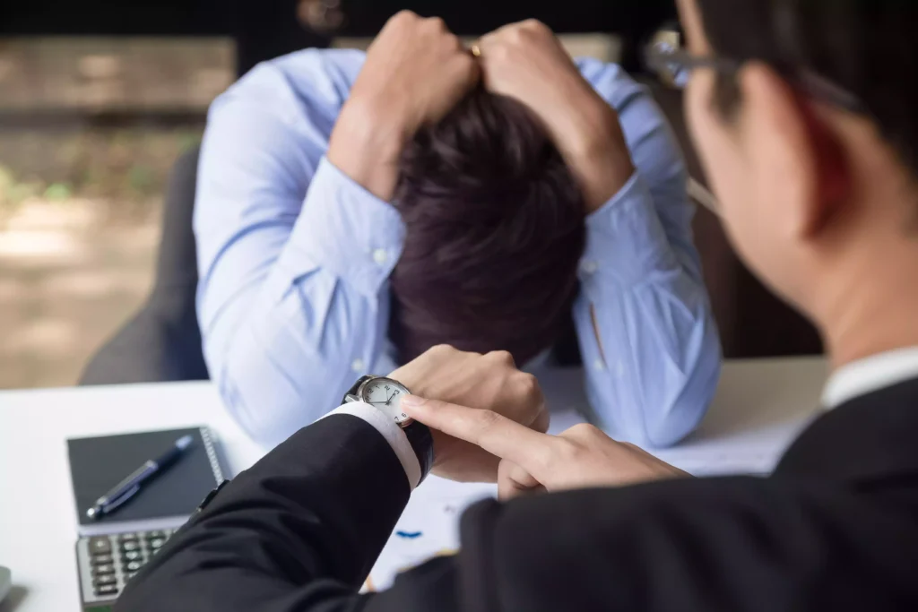 cuales son los motivos que te permiten denunciar a tu jefe