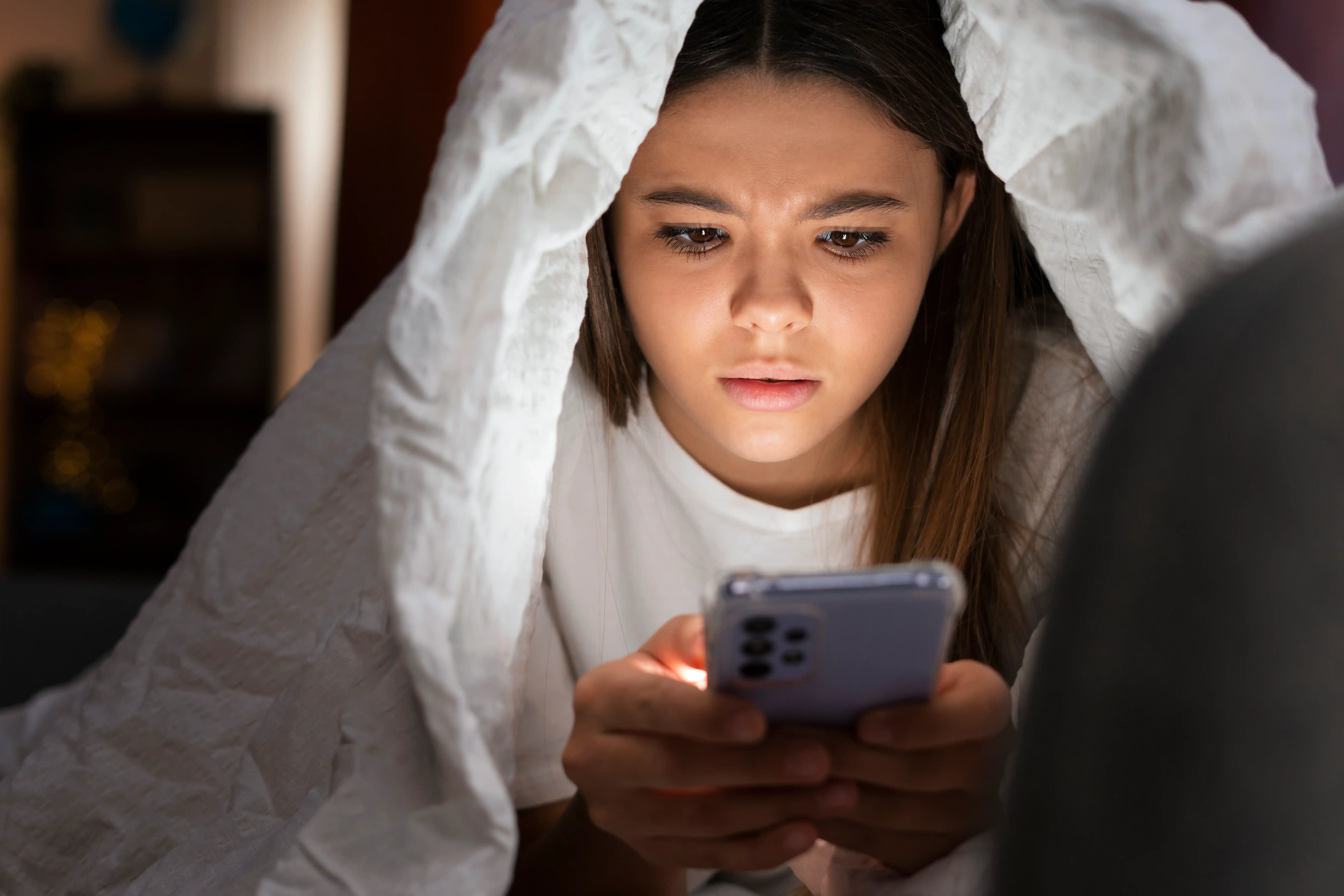 tener fotos íntimas de una persona es delito