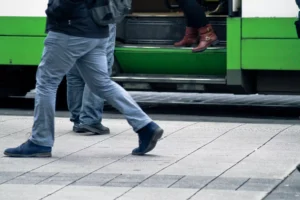 Indemnización por caida en autobús
